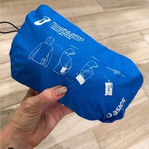 Asics Electric Blue Packable Pouch Water Resistant Jacket XL